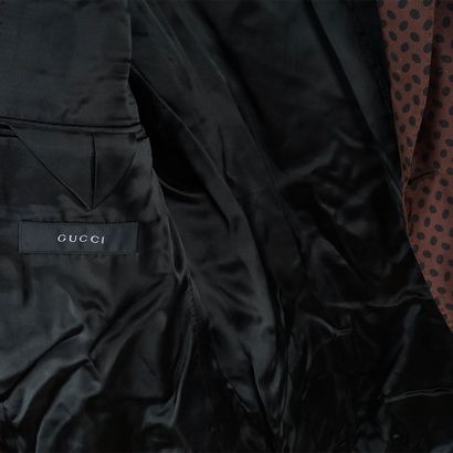 GUCCI
Complet marron et noir. 
Veste tailleur...