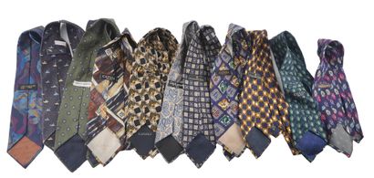 CRAVATES / TIES
Lot de cravates de marques:...