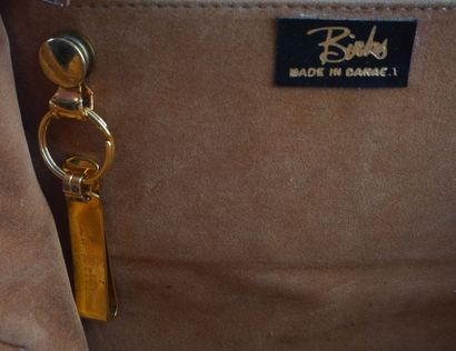 BIRKS
Sac à main Birks en cuir noir façon...