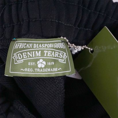 DENIM TEARS, African Diaspora Goods
Pantalon...