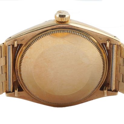 ROLEX OYSTER PERPETUAL
Montre Rolex Oyster...
