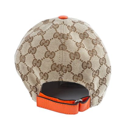 GUCCI X THE NORTH FACE
Casquette beige et...