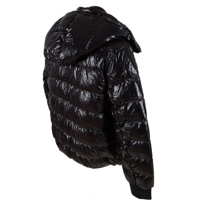 MONCLER
Doudoune Moncler noir à capuche boutonnée
Taille:...