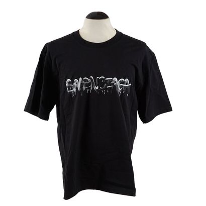 BALENCIAGA
T-shirt blanc, taille inconnue
T-shirt...