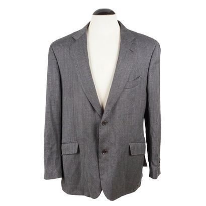 HUGO BOSS
Veste noire avec fermeture à glissière....