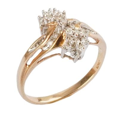 OR 10K / 10K GOLD
Bague en or jaune 10K sertie...