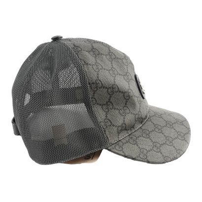 GUCCI
Casquette gris graphique monogrammée...