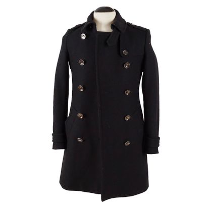 BURBERRY
Manteau Burberry en laine noir.
Taille:...