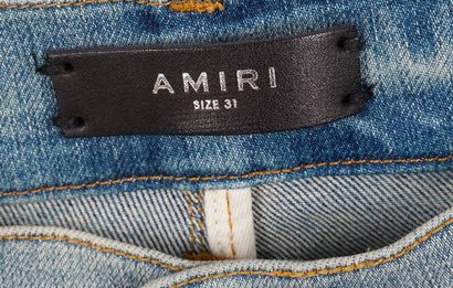 AMIRI
Jeans avec multiples pochettes
Taille...