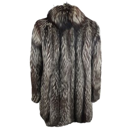 RENARD / FOX
Manteau court en fourrure de...