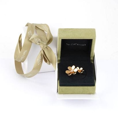 VAN CLEEF ARPELS
Bague Van Cleef Arpels en...