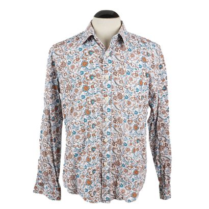 PAUL SMITH
Deux chemises Paul smith. 
- Bleu...