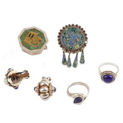 ARGENT / SILVER
Lot de bijoux comprenant...