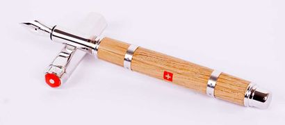 CARAN D'ACHE “VARIUS LÈ VINY” FOUNTAIN PEN
Caran...