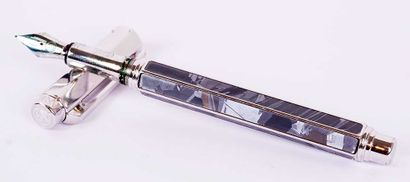 CARAN D'ACHE “VARIUS SILAS” FOUNTAIN PEN
Caran...