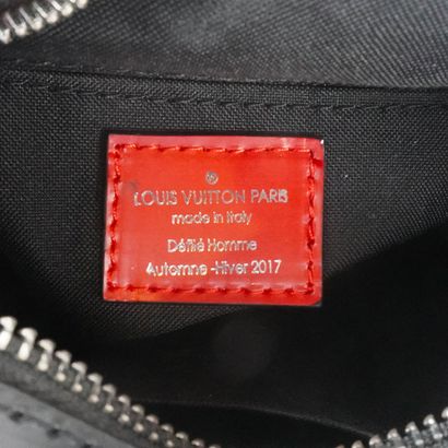 LOUIS VUITTON SUPREME DENUBE
Louis Vuitton...