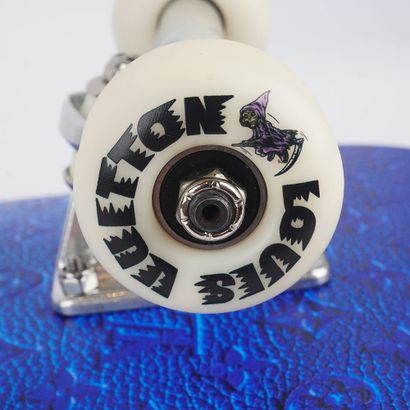 LOUIS VUITTON SKATEBOARD
Louis Vuitton Multicolor...