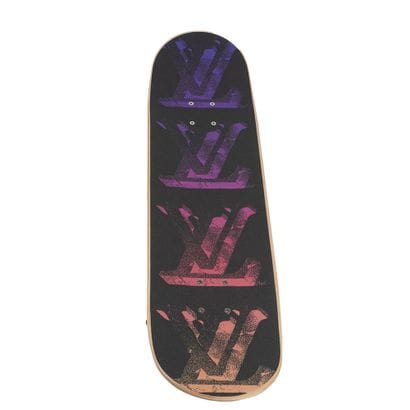LOUIS VUITTON SKATEBOARD
Louis Vuitton Multicolor...