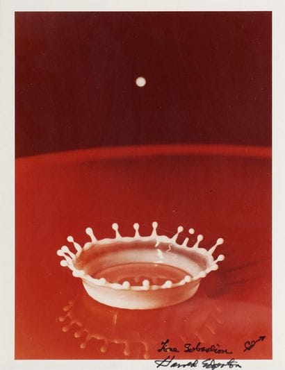 EDGERTON, Harold Eugene (1903-1990)
Milk...
