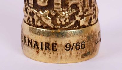 S.T. DUPONT “CATACOMBES” FOUNTAIN PEN
 Rare...