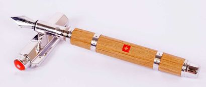 CARAN D'ACHE “VARIUS LÈ VINY” FOUNTAIN PEN
Caran...