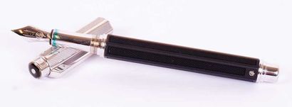 CARAN D'ACHE “VARIUS RUBRACER” FOUNTAIN PEN
Caran...