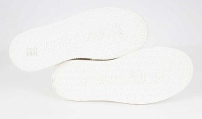 VERSACE
Medusa Low sneakers in white leather...