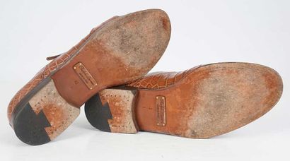 RALPH LAUREN
Stacy Adams Calandro City sandals...