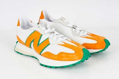 NEW BALANCE X CASABLANCA
327 ‘Idéaliste’...