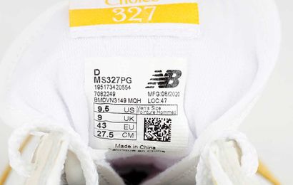 NEW BALANCE
327 sneakers in white perforated...