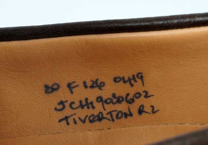 CHURCH'S 
Brown grained leather Tiverton...