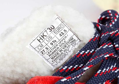 ASICS X KITH X MONCLER
Red suede Gel Lyte...