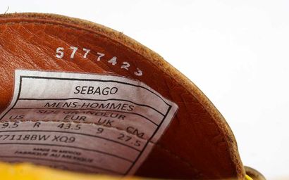 SEBAGO 
Yellow ostrich-style leather penny...