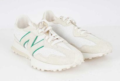 NEW BALANCE X CASABLANCA
327 ‘Idéaliste’...