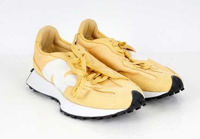NEW BALANCE 
327 Yellow and white nylon sneakers...