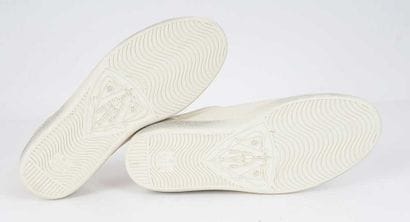 GUCCI X DISNEY 
White leather Ace Low sneakers...