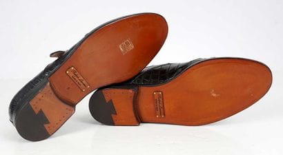 RALPH LAUREN
Stacy Adams Calandro City sandals...