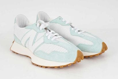 NEW BALANCE
327 sneakers in white perforated...