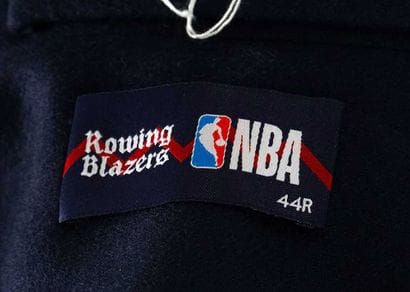ROWING BLAZERS X NBA
Set of four dark blue...