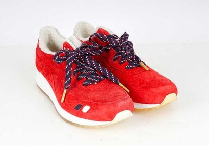 ASICS X KITH X MONCLER
Red suede Gel Lyte...