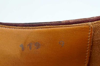 RALPH LAUREN
Stacy Adams Calandro City sandals...
