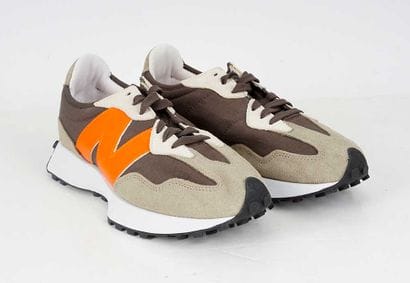 NEW BALANCE
Brown nylon 327 sneakers with...