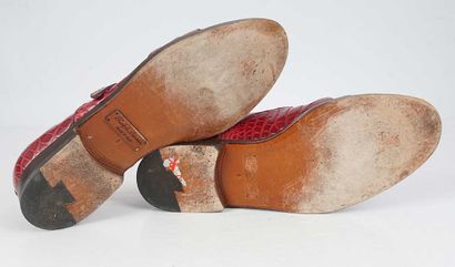 RALPH LAUREN
Stacy Adams Calandro City sandals...