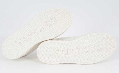 VERSACE
Medusa Low sneakers in white leather...