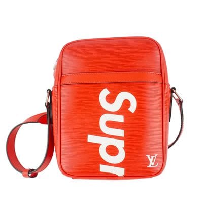 LOUIS VUITTON SUPREME DENUBE
Sac Louis Vuitton...