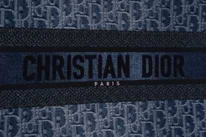CHRISTIAN DIOR
Sac Dior Book Tote en toile...
