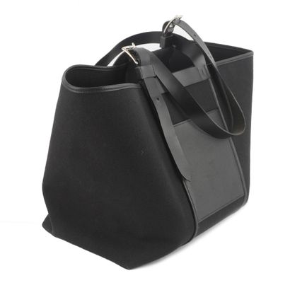 HERMÈS ETRIVIÈRE 35
Sac Hermès Etrivière...