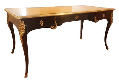 BUREAU STYLE LOUIS XV

Bureau de style Louis...