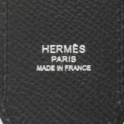 HERMÈS EVELYNE III
Sac Hermès Evelyne Sellier...