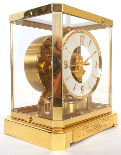 HORLOGE JAEGER-LECOULTRE

Belle horloge Jaeger-Lecoultre...
